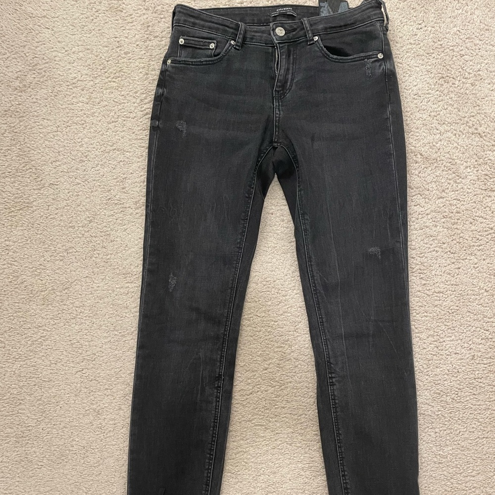 Black jeans with beautiful detail in the boot